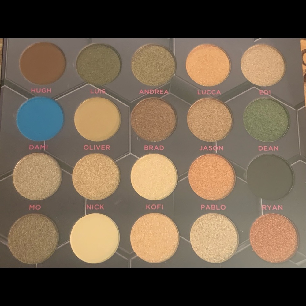 BARBARELLA EYESHADOW PALETTE